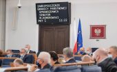 Senat: KO chce odrzucenia ustawy o zabezpieczeniu granicy; PiS: to haniebne