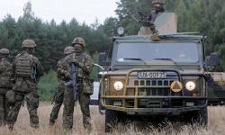 Szef MON: na granicy polsko-białoruskiej jest już ponad 9 tys. żołnierzy