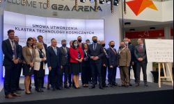 Kongres 590: Siedziba klastra technologii kosmicznych dla Podkarpacia  