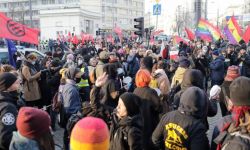 Warszawa: manifestacja Koalicji Antyfaszystowskiej przeszła z pl. Unii Lubelskiej na pl. Trzech Krzyży