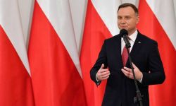 Duda: dzisiaj lepiej niż kiedykolwiek widzimy odwagę, męstwo i patriotyzm wszystkich pełniących służbę na naszej granicy