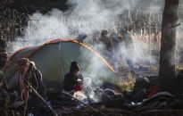 MSWiA: po stronie białoruskiej trwają przygotowania do stworzenia dużego obozu migrantów