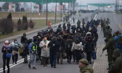 SG: cudzoziemcy po stronie białoruskiej spakowali się i opuszczają obozowisko