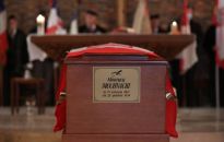 Francja: trumna ze szczątkami Maurycego Mochnackiego w drodze do Polski