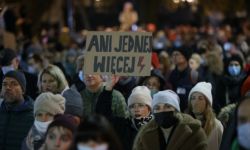 W środę manifestacja przeciwko całkowitemu zakazowi aborcji