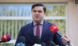 Andrusiewicz: wstrzymujemy wystawianie certyfikatów po dawce przypominającej dla zaszczepionych J&J