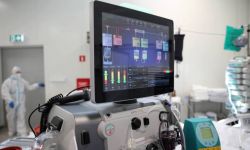 MZ: 25 576 nowych zakażeń koronawirusem; zmarły 502 osoby z COVID-19