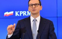 Premier: we wtorek lub w środę przedstawimy zaostrzenia w związku ze świętami i mutacją omikron