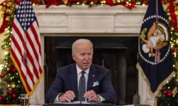 Biden: Wysłanie wojsk USA na Ukrainę nigdy nie było na stole, ale konsekwencje inwazji dla Rosji będą 