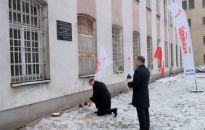 Prezydent i marszałek Sejmu upamiętnili Annę Walentynowicz