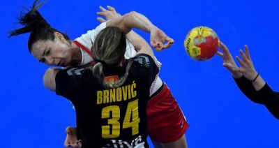 MŚ piłkarek ręcznych - Polska - Czarnogóra 33:28
