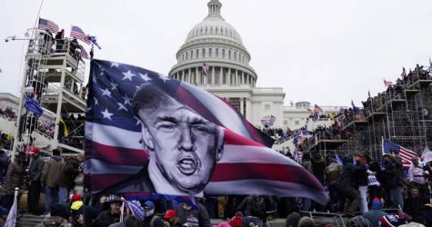 USA: Kongres upublicznił SMS-y wysyłane do Trumpa przez jego syna oraz dziennikarzy podczas szturmu na Kapitol