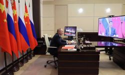 Xi w rozmowie z Putinem: Chiny i Rosja powinny wspólnie bronić swoich interesów