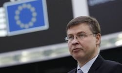 Wiceszef KE: wciąż rozmawiamy z Polską i Węgrami na temat ich planów odbudowy