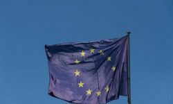 Szczyt UE: agresja militarna wobec Ukrainy przyniesie Rosji ogromne konsekwencje, w tym sankcje