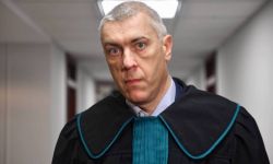 Prokuratura wystąpiła o tymczasowe aresztowanie Romana Giertycha