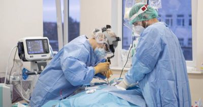 MZ: 17 156 nowych zakażeń koronawirusem, zmarło 616 osób z COVID-19