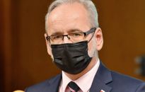 Niedzielski: Jeśli utrzyma się trend wzrostu nowych zakażeń, w środę lub w piątek możliwe kolejne restrykcje