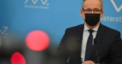 Niedzielski: 11,4 tys. nowych zakażeń koronawirusem, zmarły 493 osoby z COVID-19