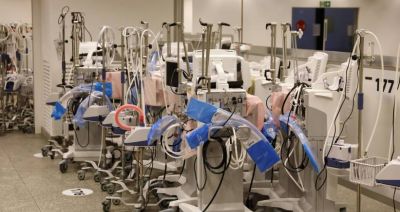 MZ: 11 406 nowych zakażeń koronawirusem, zmarły 493 osoby z COVID-19