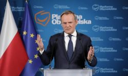 Tusk krytykuje rząd za drożyznę i zapowiada projekty ustaw ws. cen gazu