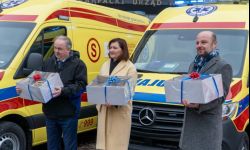 Trzy nowe karetki dla Stacji Pogotowia w Rzeszowie