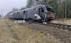 Tragedia w Widełce. Kierowca nie żyje, szynobus spalony