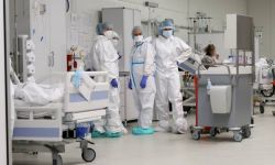 Ministerstwo Zdrowia: 16 896 nowych zakażeń koronawirusem, zmarły 429 osoby z COVID-19