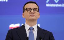 Premier: wprowadzamy ulepszenia w strategii walki z wirusem