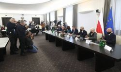 Bosacki: Stróżny i Bejda odmówili stawienia się przed senacką komisję ds. Pegasusa