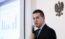 Prezes GUS: według ostatniego spisu powszechnego w Polsce mieszka 38 179,8 tys. osób