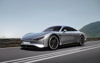 Mercedes-Benz z rekordową sprzedażą samochodów zelektryfikowanych i luksusowych w Polsce w 2021 r.