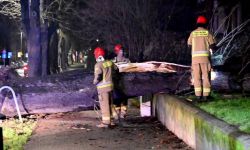 W weekend blisko 18 tys. interwencji straży w związku z pogodą