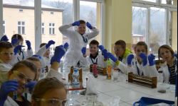 Uniwersytet Techniczny dla Dzieci. Zapisy na letni semestr 