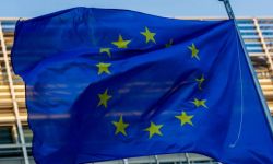 Komisja Europejska podwyższyła prognozę wzrostu PKB Polski w 2022 r.