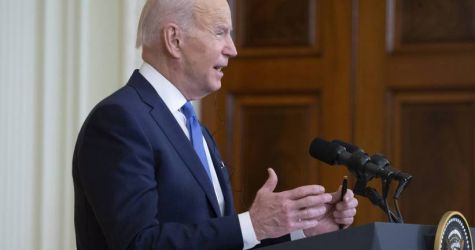 Biały Dom potwierdza sobotnią rozmowę Bidena z Putinem