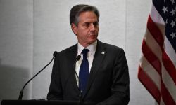 Rozmowa szefów dyplomacji USA i Rosji; obawy o ponowną agresję na Ukrainę