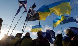 Putin: Ukraina powinna uznać referendum na Krymie, nie może wejść do NATO