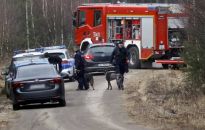 Uduszenie wstępną przyczyną śmierci młodszej z kobiet znalezionych w okolicy Romanowa