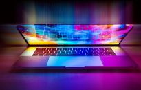 Laptop czy komputer stacjonarny? Co sprawdzi się lepiej w Twoim przypadku?