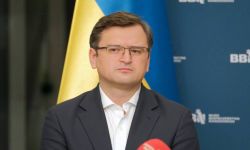Ukraina: szef MSZ wezwał do izolacji Rosji, embarga na ropę i wydalenia ambasadorów