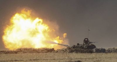 Ukraina: pod Ochtyrką rosyjskie czołgi ostrzelały autobus z cywilami