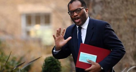 Wielka Brytania wprowadza z końcem 2022 r. embargo na rosyjską ropę