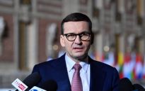 Morawiecki: środki na pomoc humanitarną dla uchodźców trafią do Polski szerokim strumieniem