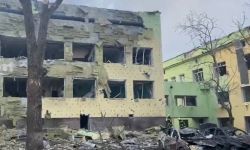 Ukraina: w Mariupolu zmarła ciężarna ranna podczas rosyjskiego ataku na oddział położniczy