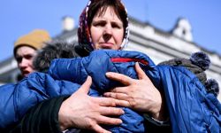 Po 300 zł dla uchodźców z Ukrainy. Od środy w Rzeszowie