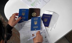 Cyfryzacja KPRM: ruszył proces nadawania PESEL uchodźcom z Ukrainy