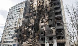 Ukraina: Rosjanie zniszczyli w Charkowie blisko 600 wielopiętrowych budynków