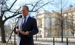 Tusk: Polska powinna domagać się wyraźnie wzmocnionej obecności NATO na flance wschodniej