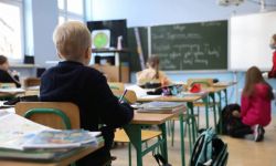 Projekt PiS: podwyżki dla nauczycieli od 1 maja i zwiększenie subwencji oświatowej